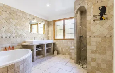 Salle de bains dans l'établissement Amazing Home In Acquigny