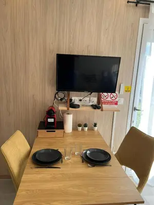 Cuisine ou kitchenette dans l'établissement Chalet charmant à Acheux-en-Vimeu, 20 m², jardin