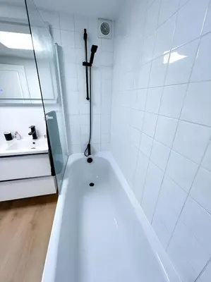 Salle de bains dans l'établissement Fontenelle Linge et ménages inclus