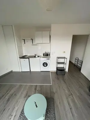 Cuisine ou kitchenette dans l'établissement Bright - studio