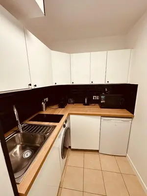 Cuisine ou kitchenette dans l'établissement Alma Sweet Home