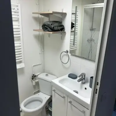 Appartement meublé indépendant Parking privé Proche gare & Paris