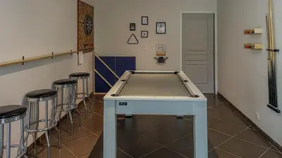 Salle de jeux dans l'établissement Rivéa Bizy - Villa 150m2 - 2ou5 CH - 2 SDB - Parking Wifi