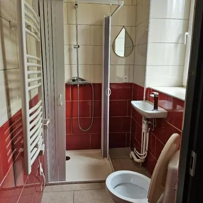 Salle de bains dans l'établissement Renovated house ideal for families and friends