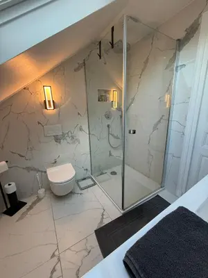 Salle de bains dans l'établissement Charme et confort au cœur de Maisons-Laffitte
