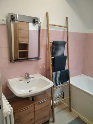 Salle de bains dans l'établissement L'escale Vernonnaise