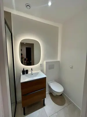 Salle de bains dans l'établissement Dependance au calme avec chambre sur mezzanine