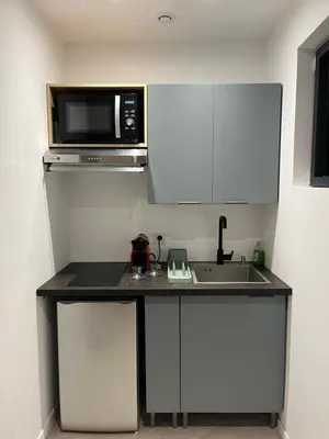 Cuisine ou kitchenette dans l'établissement Dependance au calme avec chambre sur mezzanine