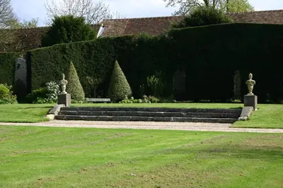 Jardin de l'établissement Manoir de Villers