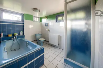 Salle de bains dans l'établissement Gîte Gîtes de France® - Chemin Faisant