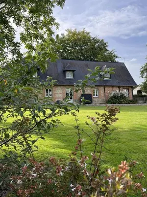 Jardin de l'établissement Gîte Gîtes de France® - Le Long Fresnay