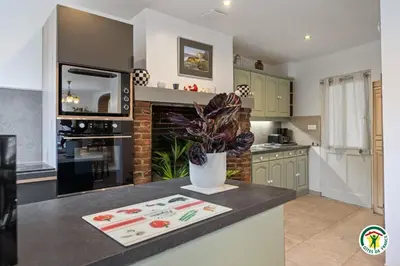 Cuisine ou kitchenette dans l'établissement Gîte Gîtes de France® - La Lampèrierre