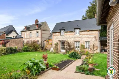 Jardin de l'établissement Gîte Gîtes de France® - La Buanderie