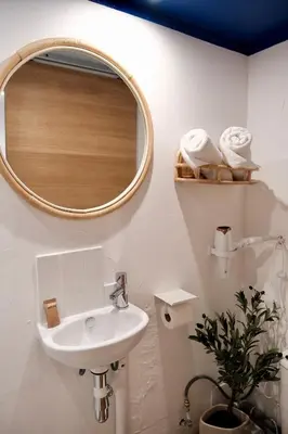 Salle de bains dans l'établissement Studio Hyper-Centre - 2 personnes avec cours privée