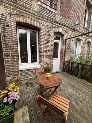 Balcon ou terrasse dans l'établissement Maison avec terrasse au cœur de Dieppe