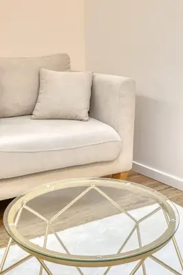 Coin salon dans l'établissement L'écureuil voyageur joli duplex centre