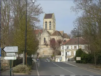 Plan de l'établissement Appartement confortable à Auvers-sur-Oise, 50 m², jardin