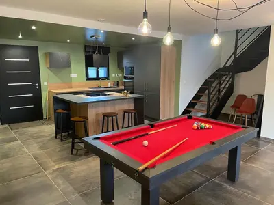 Billard dans l'établissement Maisoncp27