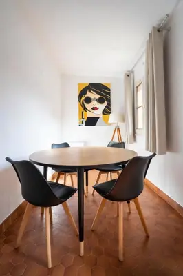 Plan de l'établissement 5 personnes 50 m2 hyper centre