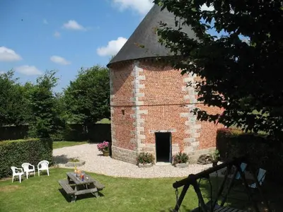 Jardin de l'établissement Holiday Home Unterkunft auf dem Bauernhof La printanière - Die Frühlingsfrau by Interhome