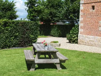 Jardin de l'établissement Holiday Home Unterkunft auf dem Bauernhof La printanière - Die Frühlingsfrau by Interhome