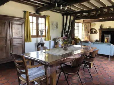Coin salon dans l'établissement Holiday Home Gite 3 du Petit Pressoir zwischen Meer und Wald in der Nähe von Le Tréport Mer by Interhome