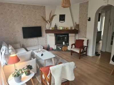Télévision ou salle de divertissement dans l'établissement Maison Jardin des Plantes