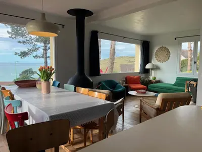 Coin salon dans l'établissement Maison Le Coteau Plage vue mer 8 pers Petit Caux