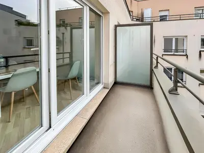 Balcon ou terrasse dans l'établissement T2 moderne terrasse, parking, proche commerces