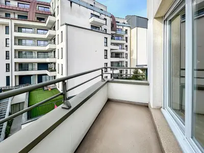 Balcon ou terrasse dans l'établissement T2 moderne terrasse, parking, proche commerces