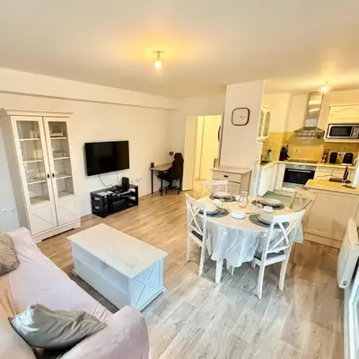 APPARTEMENT F3 BUCHELAY Calme parking privé proche de la gare