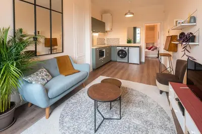 Cuisine ou kitchenette dans l'établissement Cozy Rouen
