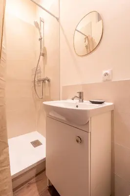 Salle de bains dans l'établissement Cozy Rouen