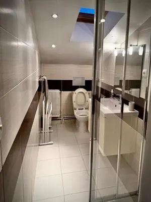 Salle de bains dans l'établissement La Maison de Jouy