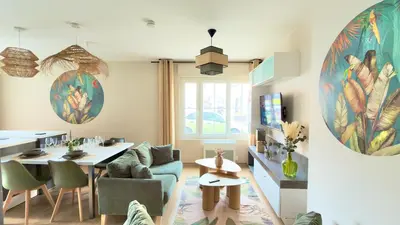 Coin salon dans l'établissement Abyssea - Appartement Chic Centre-Ville & Netflix