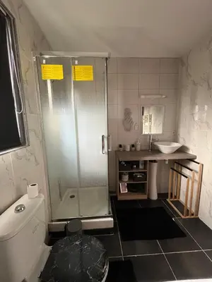 Cuisine ou kitchenette dans l'établissement Jacuzzi cocoon on Mante la Jolie