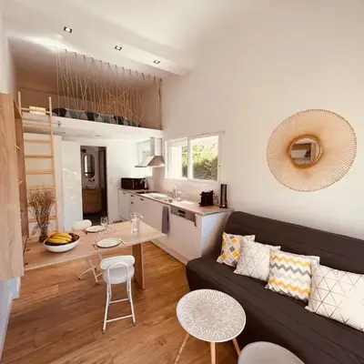 Nice fully-equipped studio with terrace