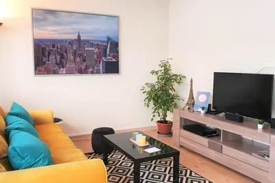 Télévision ou salle de divertissement dans l'établissement Le New Town - Balcon - Hypercentre - Tram