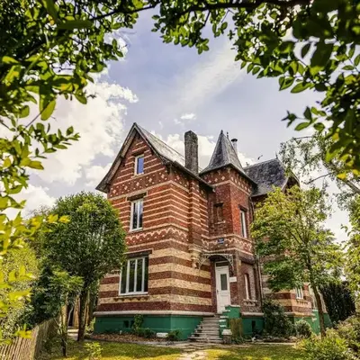 Belle Époque Villa With Hot Tub In Forges-Les-Eaux