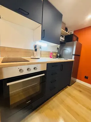 Cuisine ou kitchenette dans l'établissement Le Secret De Bali - Évasion en centre-ville