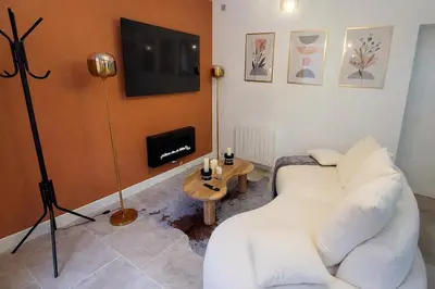 Télévision ou salle de divertissement dans l'établissement Forges-Zen