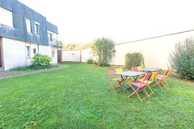 Jardin de l'établissement L'Aurélia - Proche centre-ville Evreux - Jardin