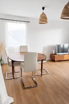Télévision ou salle de divertissement dans l'établissement T2 calme Canteleu Proche Transports & Rouen Centre