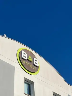 Certificat, récompense, panneau ou autre document affiché dans l'établissement B&B HOTEL Creil Chantilly