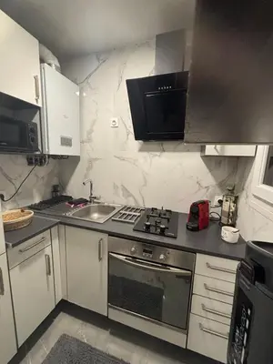 Cuisine ou kitchenette dans l'établissement Studio 30 m2 Chantilly