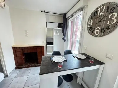 Cuisine ou kitchenette dans l'établissement Studio fonctionnel à Amiens