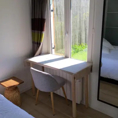 Un ou plusieurs lits dans un hébergement de l'établissement La Maisonnette de Senlis