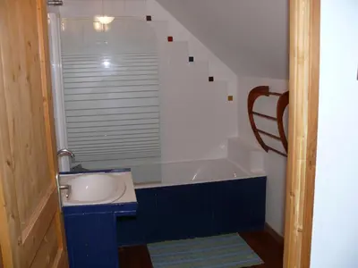 Salle de bains dans l'établissement Ferme renel