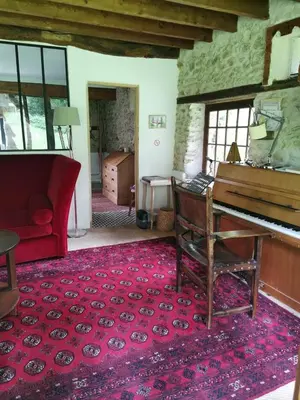 Coin salon dans l'établissement Domaine de la Folicoeur