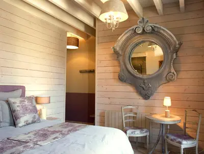 Un ou plusieurs lits dans un hébergement de l'établissement Hotel Du Grand Cerf & Spa